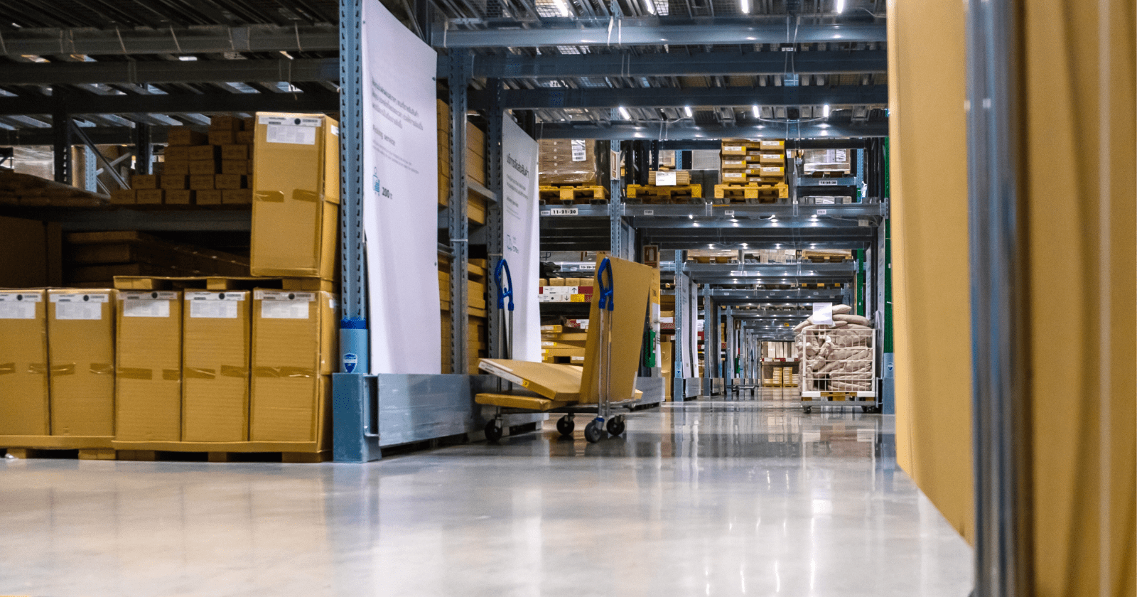 Furniture Warehousing & Delivery Furniture Warehousing & Delivery