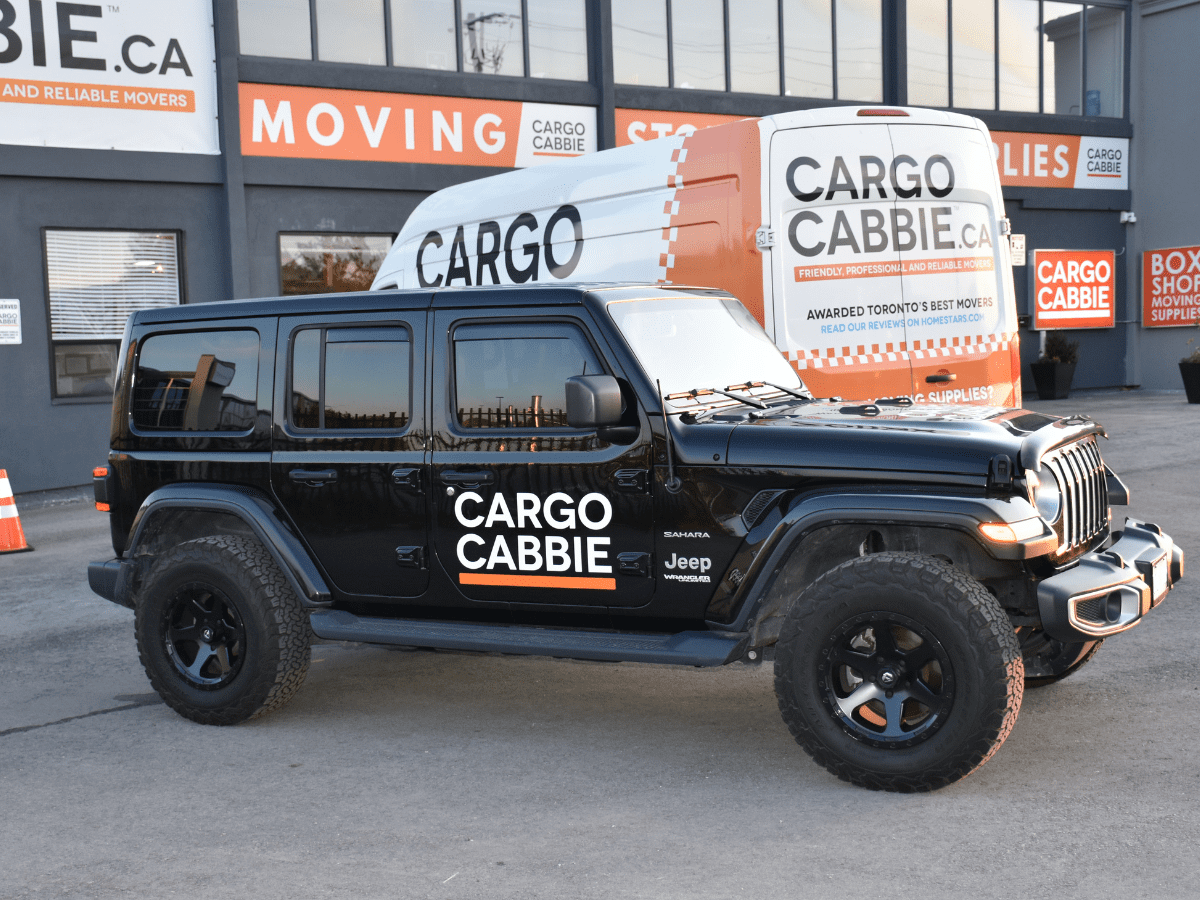Compact moving trucks for small-scale moves in downtown Toronto